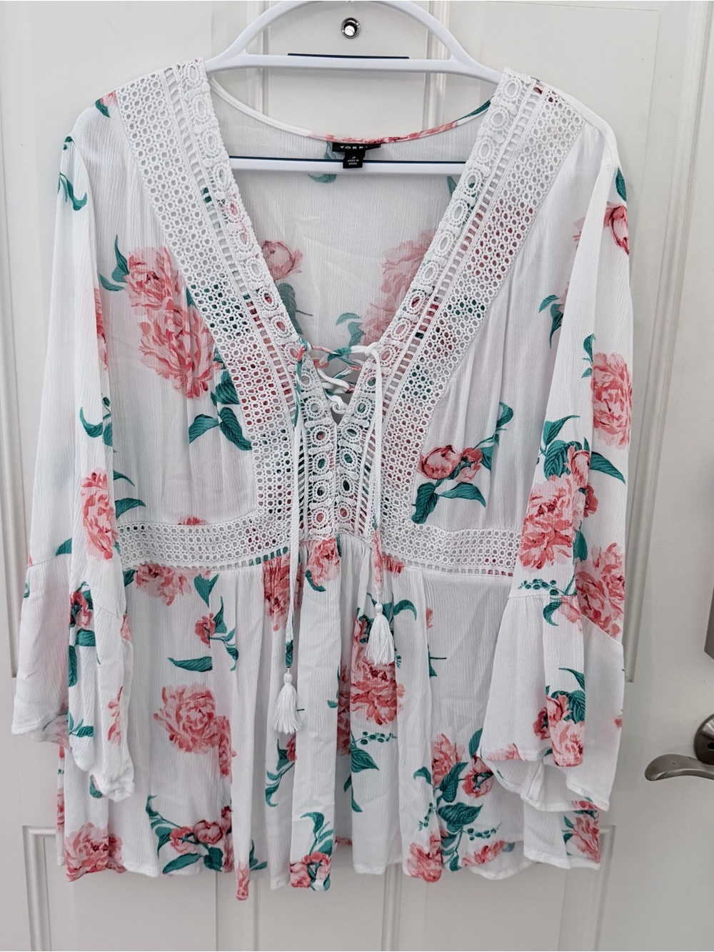 Torrid Floral Babydoll Gauze Lace Up Top 3X | White Blue Pink